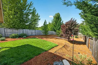 3001 University Road #A & B, Grants Pass, OR 97527 - Photo 33