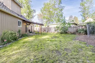 1796 Gardendale Ln, Grants Pass, OR 97527 - Photo 33