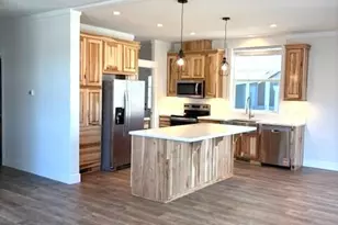 4601 S Pacific Hwy, Phoenix, OR 97535 - Photo 11