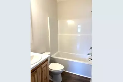 4601 S Pacific Highway #2, Phoenix, OR 97535 - Photo 9