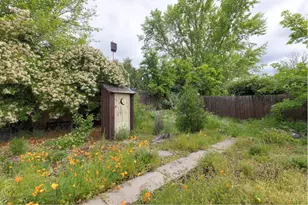 1417 NW Washington Blvd, Grants Pass, OR 97526 - Photo 23