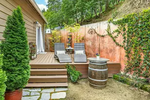 915 Hangman Way, Jacksonville, OR 97530 - Photo 19