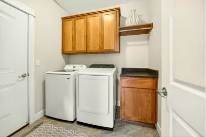 915 Hangman Way, Jacksonville, OR 97530 - Photo 27