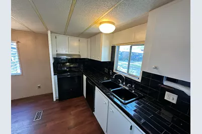 2600 Stearns Way #SPC 11B, Medford, OR 97501 - Photo 11