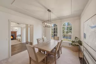 1047 NW Milton Ct, Bend, OR 97703 - Photo 7