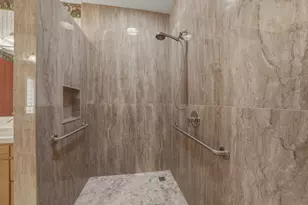 1047 NW Milton Ct, Bend, OR 97703 - Photo 25