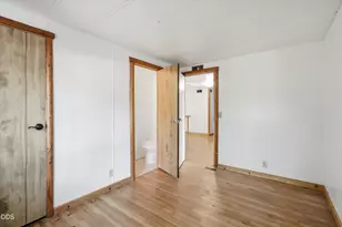 7949 Rogue River Hwy, Grants Pass, OR 97527 - Photo 15