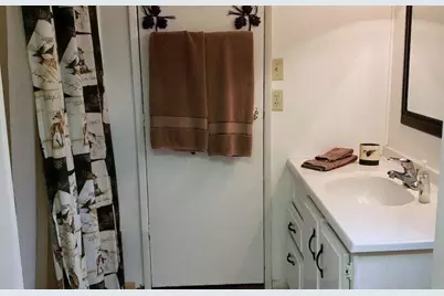 7949 Rogue River Highway, Grants Pass, OR 97527 - Photo 17