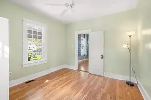 1028 E 11th St, Medford, OR 97504 - Photo 23