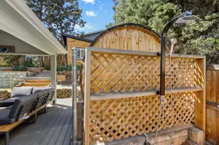 2807 NE Lotno Dr, Bend, OR 97701 - Photo 29