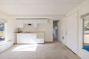 20970 Hicrest Pl, Bend, OR 97703 - Photo 15