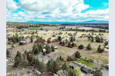 20970 Hicrest Place, Bend, OR 97703 - Photo 1