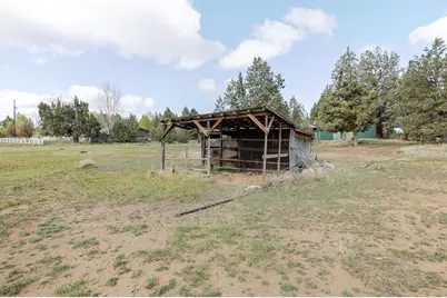 20970 Hicrest Place, Bend, OR 97703 - Photo 37