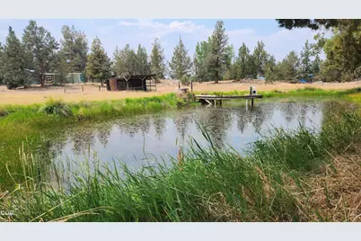 20970 Hicrest Place, Bend, OR 97703 - Photo 31
