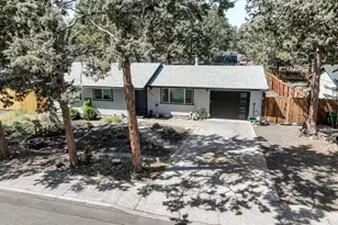 835 SE Polaris Ct, Bend, OR 97702 - Photo 39