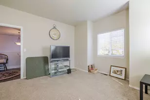 2241 SE Pilatus Ln, Bend, OR 97702 - Photo 31