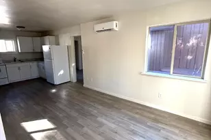 329 S Grape St, Medford, OR 97501 - Photo 21