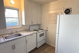 329 S Grape St, Medford, OR 97501 - Photo 29