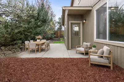 21332 Oconnor Way, Bend, OR 97701 - Photo 9