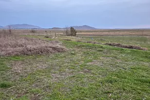 10852 Oregon 66, Klamath Falls, OR 97601 - Photo 11