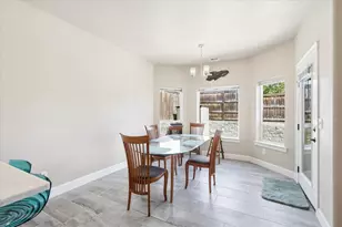 3633 Harbrooke Rd, Medford, OR 97504 - Photo 11