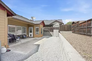 3633 Harbrooke Rd, Medford, OR 97504 - Photo 27