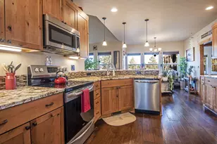 63170 Fremont Rd, Bend, OR 97701 - Photo 5