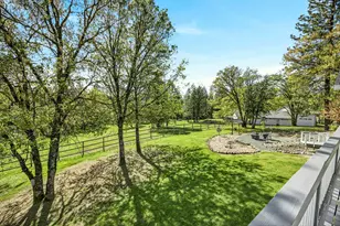 221 Lauer Way, Grants Pass, OR 97526 - Photo 51