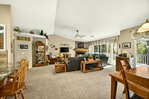 221 Lauer Way, Grants Pass, OR 97526 - Photo 17
