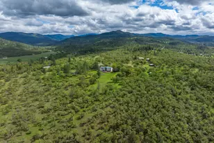 3850 E Antelope Rd, Eagle Point, OR 97524 - Photo 43