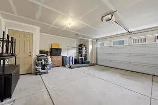 2518 NW Teak Ave, Redmond, OR 97756 - Photo 19