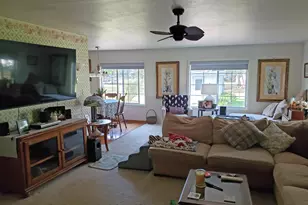 6363 Harold Rd, Central Point, OR 97502 - Photo 3