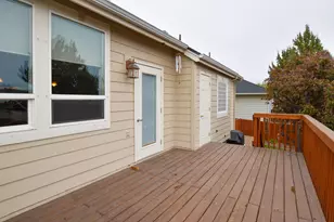 2564 SW Valleyview Dr, Redmond, OR 97756 - Photo 35