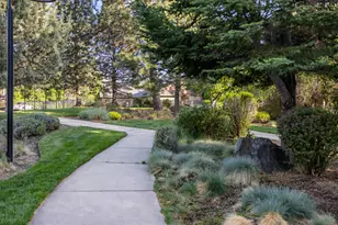 19548 Salmonberry Ct, Bend, OR 97702 - Photo 29