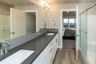 1811 NE 3rd St, Redmond, OR 97756 - Photo 11