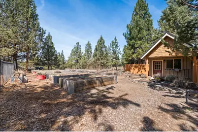 60135 Stirling Drive, Bend, OR 97702 - Photo 57