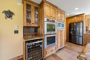 60135 Stirling Dr, Bend, OR 97702 - Photo 13