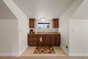 60135 Stirling Dr, Bend, OR 97702 - Photo 61