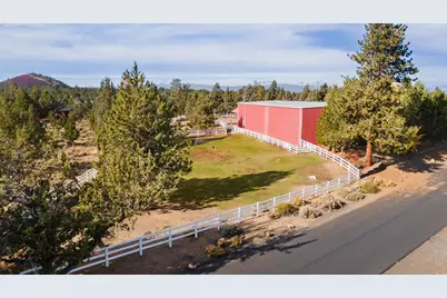 60135 Stirling Drive, Bend, OR 97702 - Photo 49