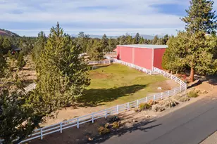 60135 Stirling Dr, Bend, OR 97702 - Photo 49