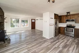 20633 Weatherby Ct, Bend, OR 97701 - Photo 5