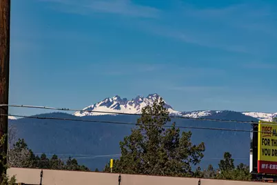 20633 Weatherby Court, Bend, OR 97701 - Photo 17