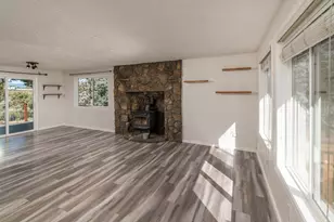 20633 Weatherby Ct, Bend, OR 97701 - Photo 3