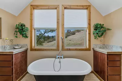12673 Highway 99 S, Ashland, OR 97520 - Photo 41