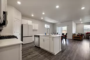 5229 Amberview Ln, Klamath Falls, OR 97603 - Photo 3
