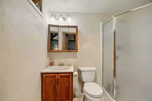 7484 Sterling Creek Rd, Jacksonville, OR 97530 - Photo 21
