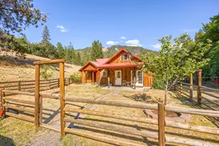 7484 Sterling Creek Rd, Jacksonville, OR 97530 - Photo 31