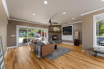 1679 NE Terrace Drive, Grants Pass, OR 97526 - Photo 5