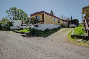 421 Stevens Rd, Eagle Point, OR 97524 - Photo 21