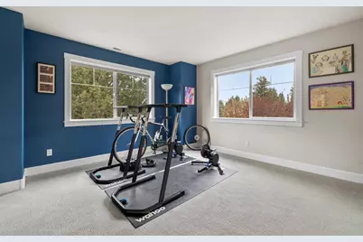 2832 NW Polarstar Avenue, Bend, OR 97703 - Photo 33